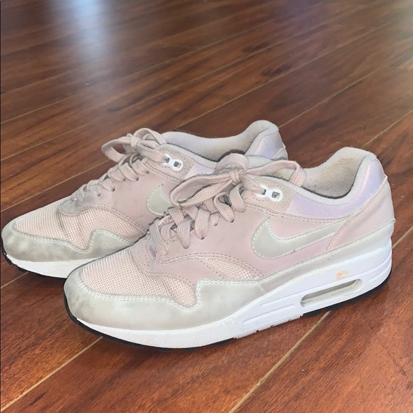 Nike Air Max - Picture 2 of 2